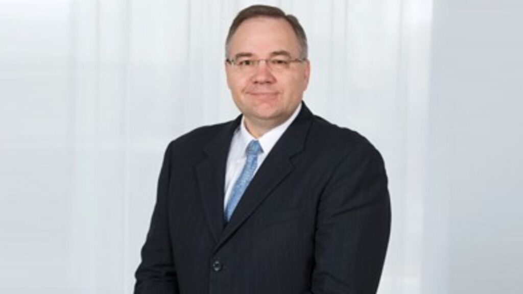 Stephen Tanda AptarGroup