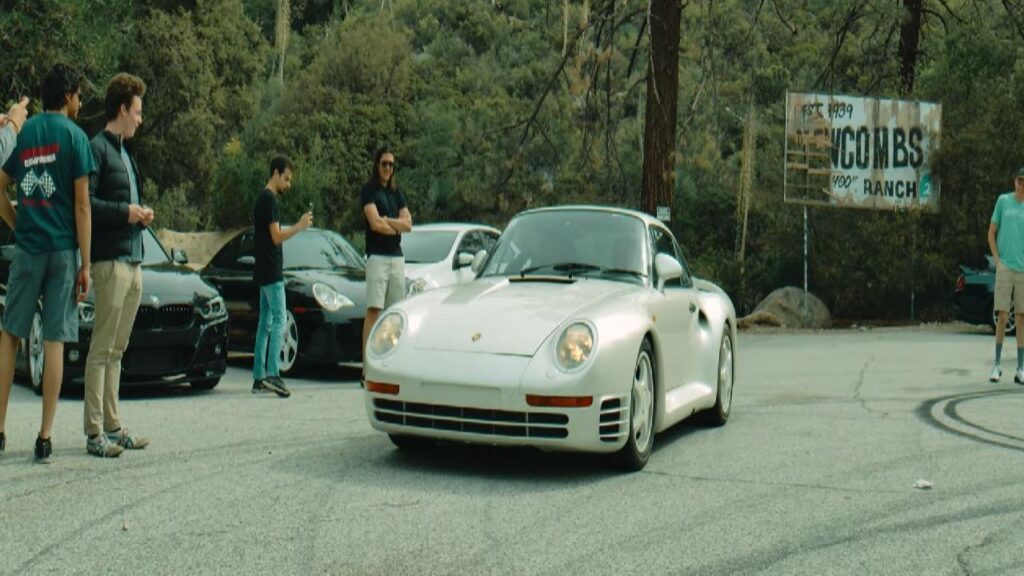 Bill Gates Once Fought for Years to Drive His Banned $1.5 Million Worth Porsche 959 in America, Paid 13 Years of Storage Fees 2 Porsche 959
